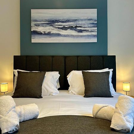 Hyde Brewery House - 2 Bedroom House With Parking Winchester Esterno foto